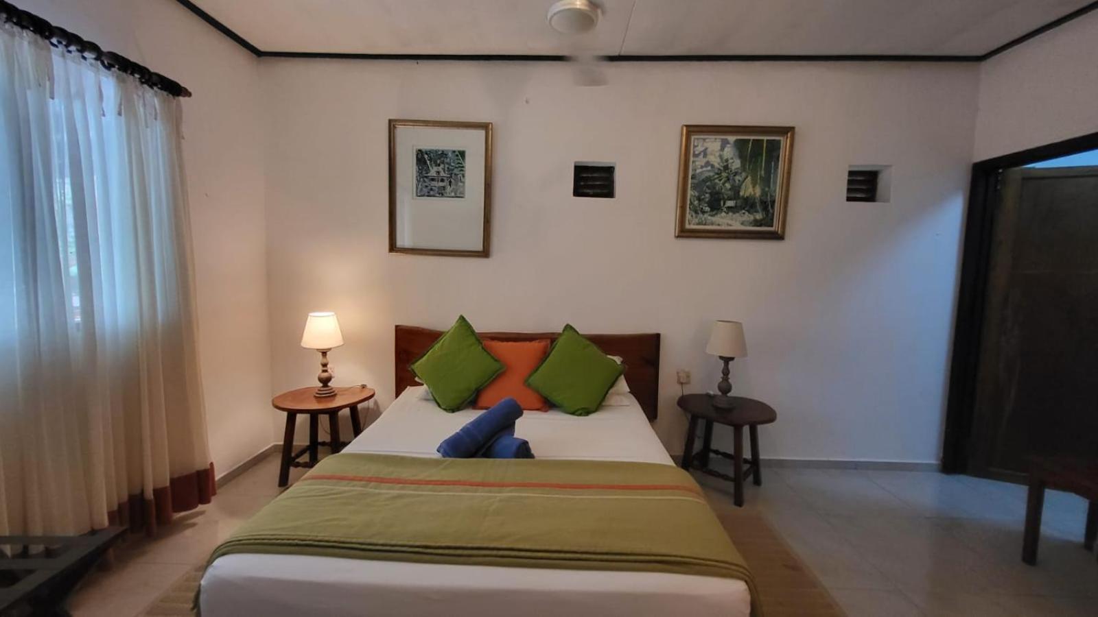 Mango Lodge アンス・ヴォルベール エクステリア 写真